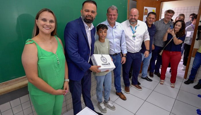  Volta às aulas na rede estadual é marcada pela entrega dos novos kits escolares e cursos técnicos